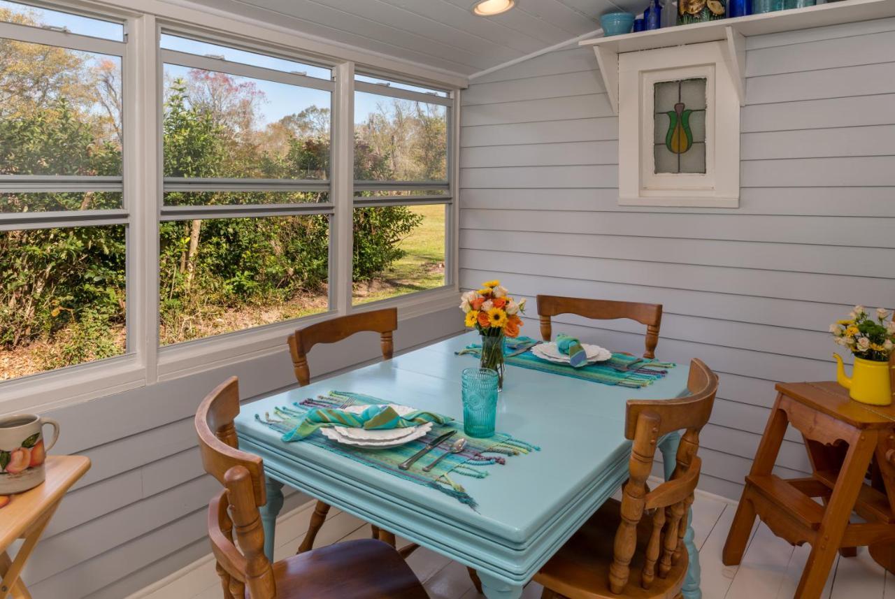 Maison D'Memoire Bed & Breakfast Cottages Rayne Exterior photo
